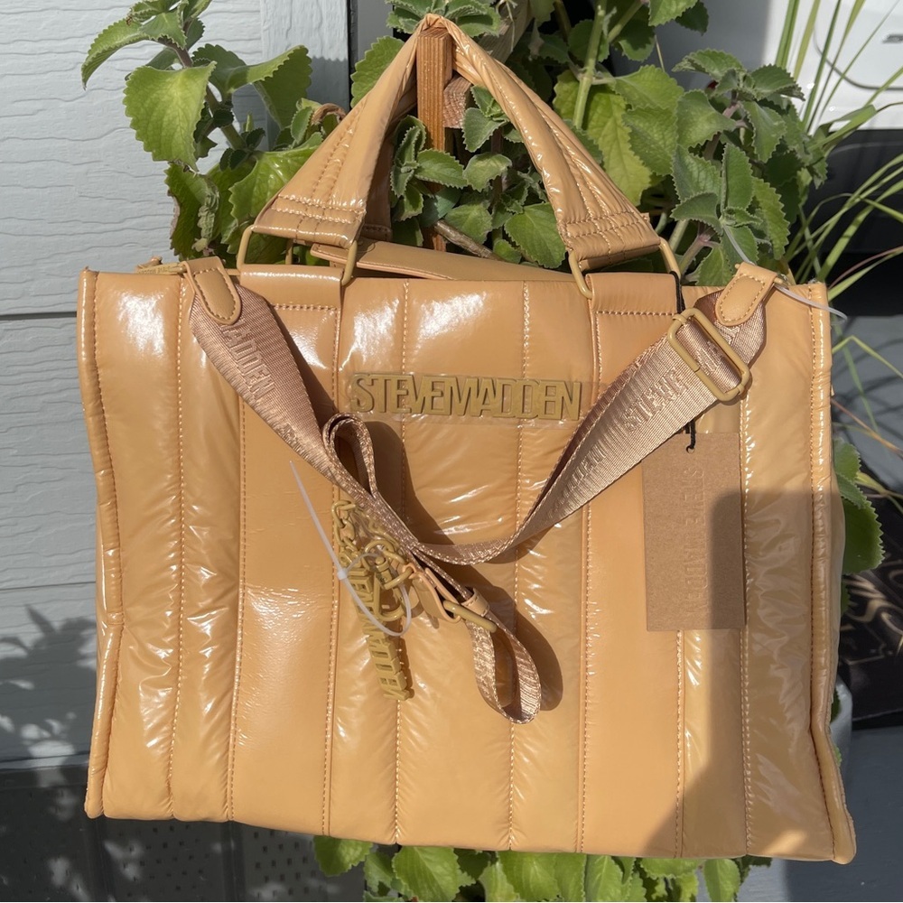 STEVE MADDEN Camel Blilian Puffer Tote
